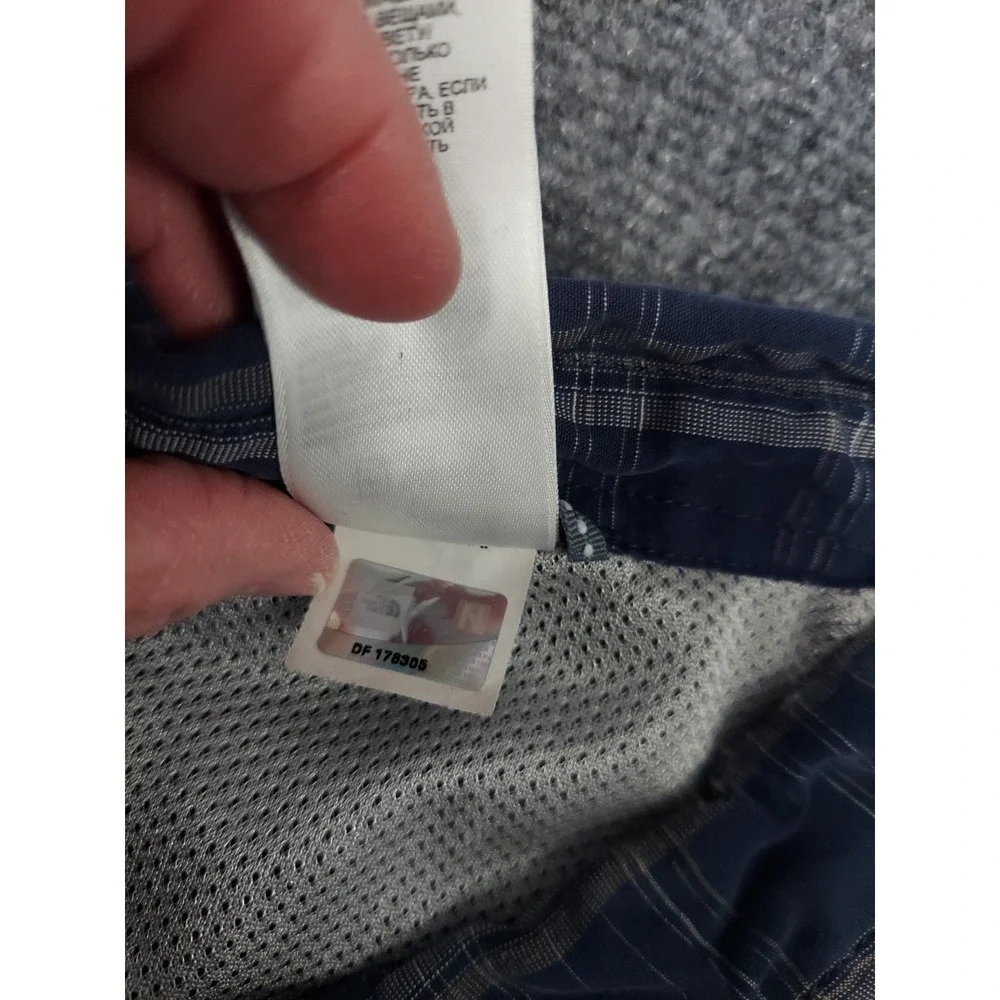 The North Face Shirt Mens XL‎ Blue Plaid Roll Tab Sleeve Outdoor Hiking Utility